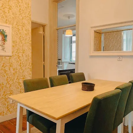 Baixa Pombalina - 4 Bedroom Appartement